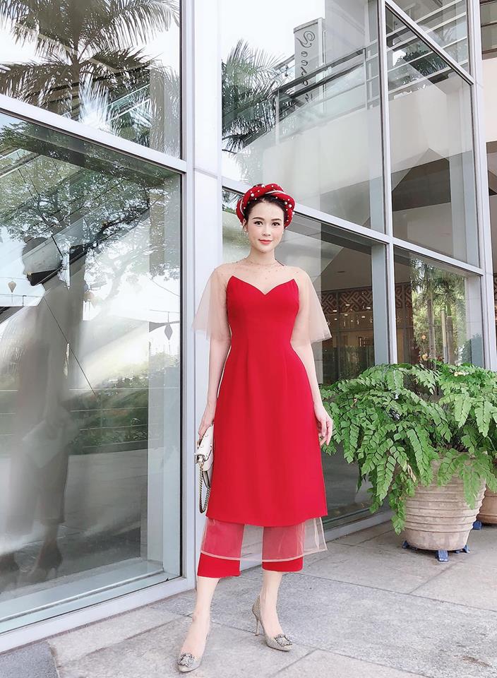 Stylist chỉ cách mặc đẹp với váy lệch vai, cut-out của Sam - 6