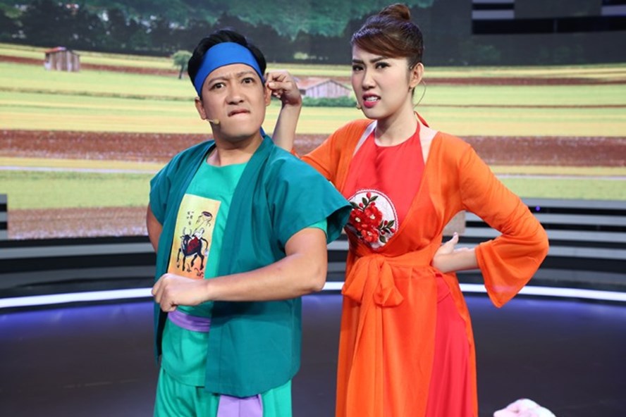 Thúy Ngân nói gì sau lần bỏ dẫn chương trình vì Trường Giang &#34;chặt chém&#34;? - 2