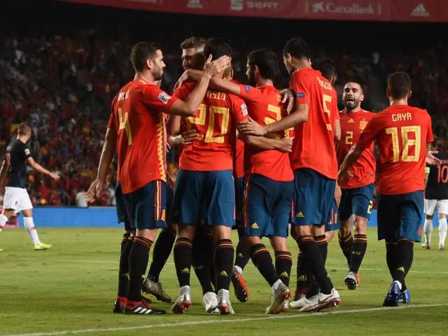 Trực tiếp bóng đá Tây Ban Nha - Na Uy: Ramos ghi bàn từ chấm 11m (KT)