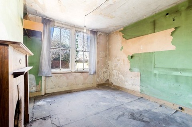 Nhà được rao bán 5,5 tỷ nhưng sự thật bên trong mới "choáng" - 7