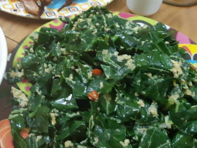 Ẩm thực - Đặc sản lá ngón xào tỏi của dân tộc Thái: Đáng sợ nhưng độc nhất