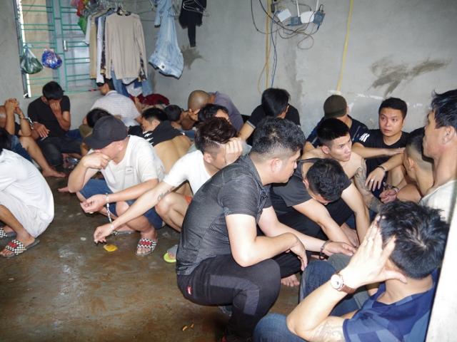 Pháp luật - Bí mật trang trại giữa cánh đồng có "dân anh chị" thường xuyên tụ tập