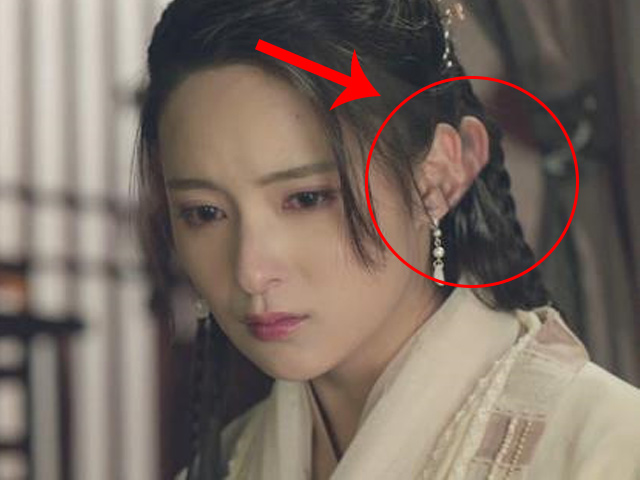 Phim - "Ỷ Thiên Đồ Long ký" 2019 đầy rẫy sạn, khiến sao nữ có... 3 tai