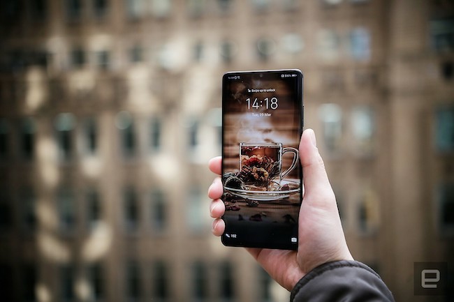 Với công nghệ sạc nhanh SuperCharge 40W&nbsp;&#40;trên P30 Pro&#41;&nbsp;và pin dung lượng lớn&nbsp;4200mAh trên P30 Pro và 3650mAh trên P30, thiết bị có thể hoạt động cả ngày, kể cả với các tác vụ nặng.