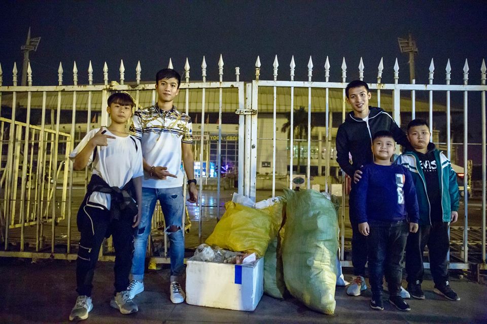 Phan Văn Đức, Hùng Dũng làm điều bất ngờ sau chiến thắng của U23 Việt Nam - 1