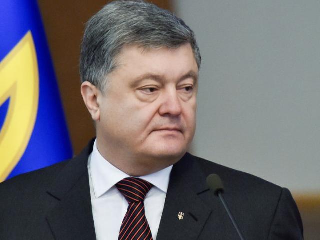 Thế giới - Phát ngôn quỳ gối xin lỗi của Tổng thống Ukraine gây sốc