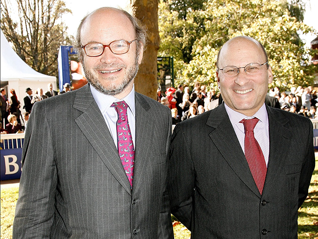 Alain và Gerard Wertheimer là đồng sở hữu thương hiệu xa xỉ Chanel và nằm trong số 10 người giàu nhất nước Pháp. Sự giàu có của họ phần lớn đến từ việc thừa kế hãng thời trang Chanel, và nhiều khoản đầu tư kinh doanh đa ngành từ bán lẻ, rượu vang và đua ngựa