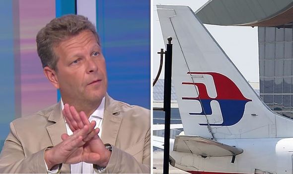 Máy bay MH370 “bị bắn rơi”? - 1