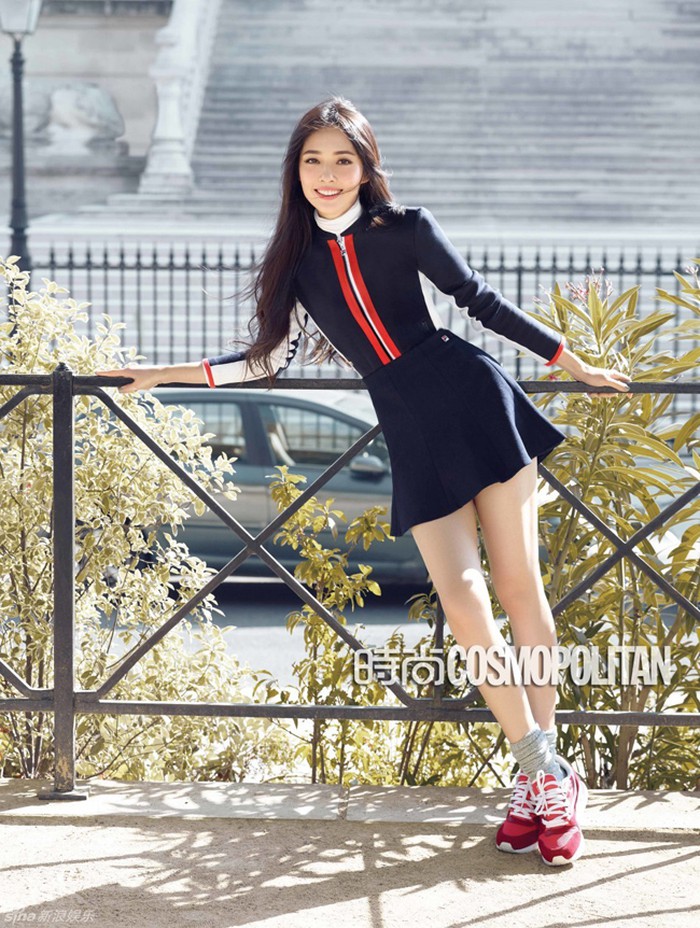 Mỹ nhân vừa đính hôn với con trai "ông trùm Hong Kong" Hướng Hoa Cường là ai? - 8