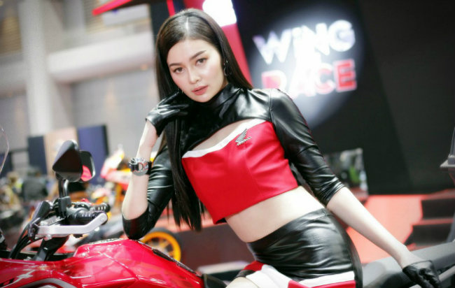 Tạo sức hút cho gian hàng của Honda.