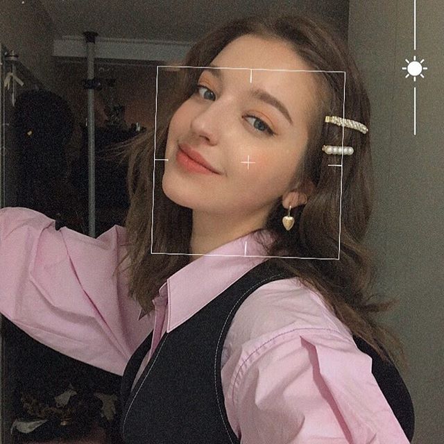 Cô người mẫu Đông Âu bối rối vì ai gặp cũng khen xinh đẹp - 10