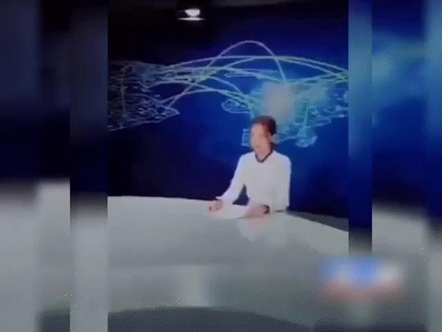 Video Clip Cười - Vén màn sự thật khó tin đằng sau các MC truyền hình