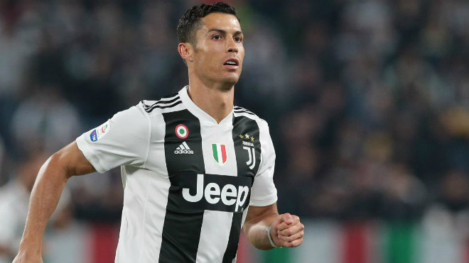 Ronaldo điều trị chấn thương: Tập luyện &#34;điên cuồng&#34;, phương pháp cực dị - 1