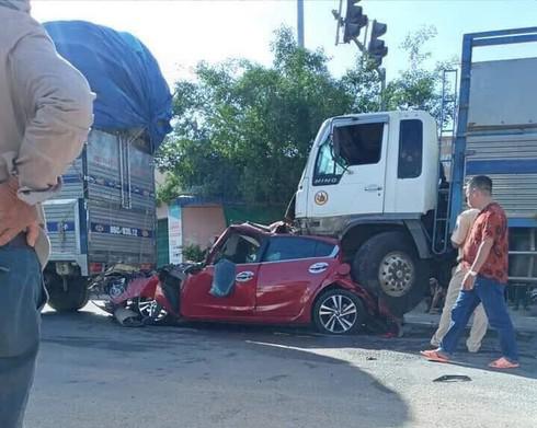 Hiện trường vụ tai nạn chiều ngày đầu năm mới 2020 tại Bình Thuận