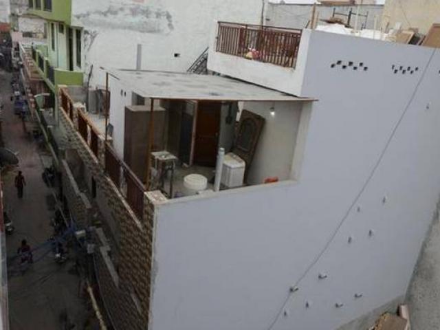 Kinh doanh - Những căn nhà giá rẻ bất ngờ nhưng quá khứ "ám ảnh" bên trong mới đáng sợ