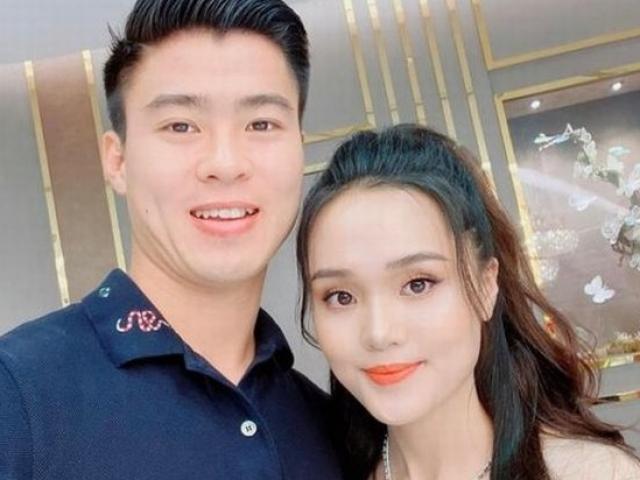 Bạn trẻ - Cuộc sống - Trước màn cầu hôn đầu năm, nhìn lại chuyện tình 3 năm đầy lãng mạn của Duy Mạnh và bạn gái Quỳnh Anh