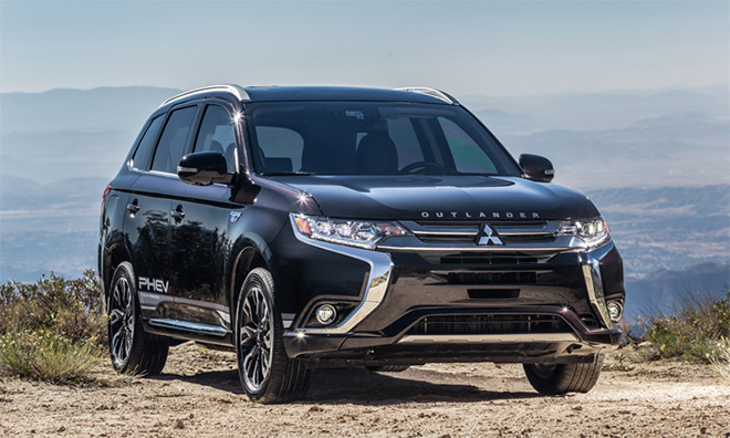 Mitsubishi Outlander thế hệ mới dự kiến ra mắt vào năm sau - 2