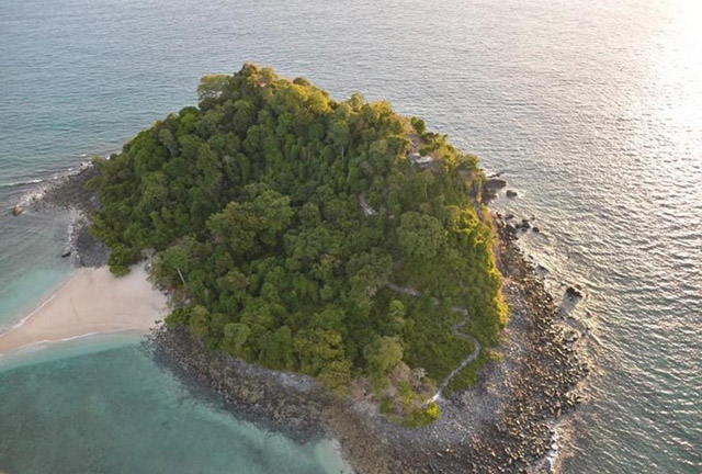 Hòn đảo 12.5 triệu năm tuổi được ví như viên kim cương quý giá ở Ấn Độ Dương - 5
