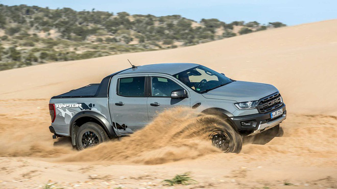 Ford Ranger Raptor sẽ có thêm phiên bản máy xăng động cơ V8 - 6