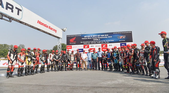 Vòng 5 giải đua xe Mô tô Việt Nam: Những vòng đua gây cấn cuối năm 2019 - 1