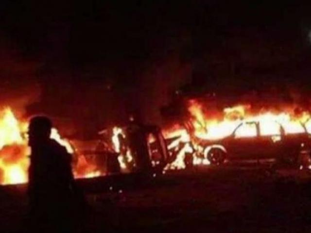 Thế giới - Sau cái chết của tướng quyền lực nhất Iran, đoàn xe chở dân quân tại Iraq lại bị không kích
