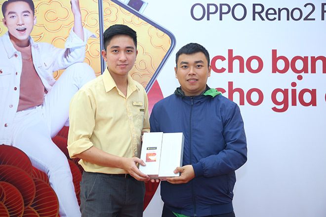 Tết này, người dùng OPPO sẽ về nhà cùng món quà điện thoại Reno2 F mới tinh dành cho gia đình - 1