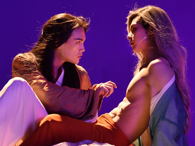 Ca nhạc - MTV - Sao nam làm chuyện gây sốc trong MV đồng giới