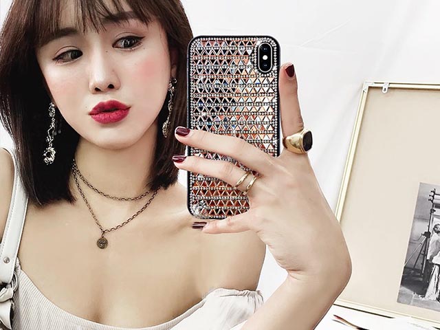 Thời trang Hi-tech - Những phụ kiện tạo nên phong cách "cực dị" cho smartphone của bạn