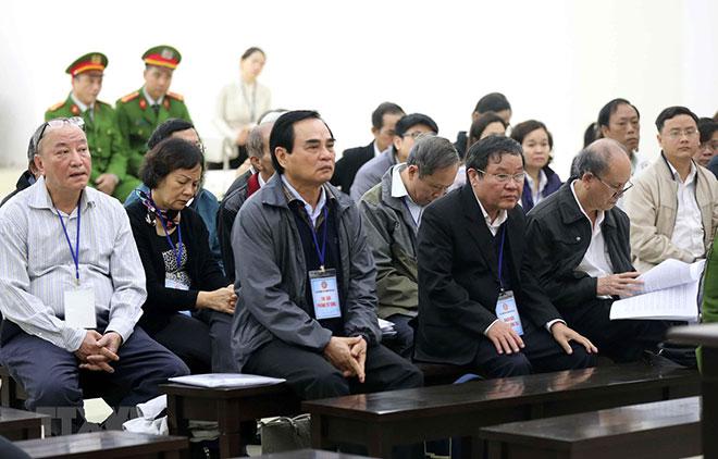 Các bị cáo tại phiên xử