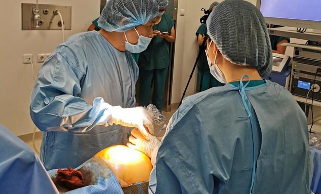 Bệnh viện Phụ sản Hà Nội là bệnh viện công đầu tiên ở nước ta thực hiện can thiệp bào thai.