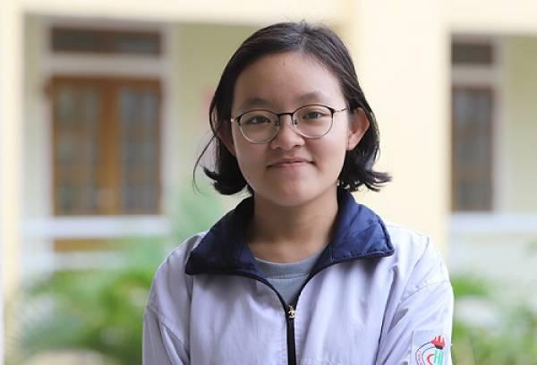 Cô nữ sinh tài năng Ngọc Mai.