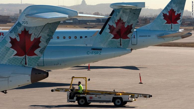 Máy bay của hãng hàng không Air Canada.