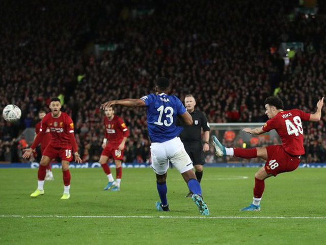 Bóng đá - Video highlight trận Liverpool - Everton: Người nhện xuất sắc, bước ngoặt siêu phẩm