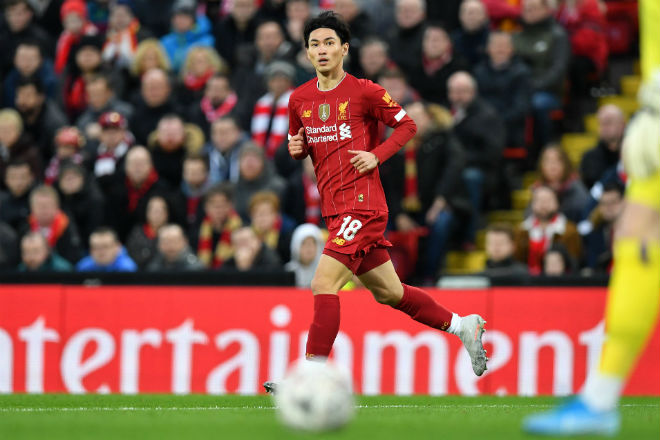 Liverpool hạ đại kình địch lập kỷ lục mới: Klopp vẫn méo mặt vì tin dữ - 2