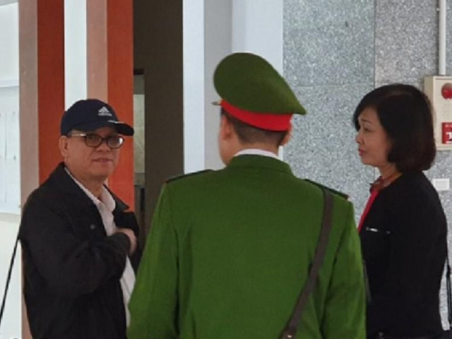 Tin tức trong ngày - Ông Trần Văn Minh: Nếu không đúng, tôi sẽ trả lại bằng tiến sĩ