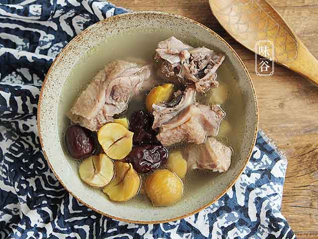 Ẩm thực - Sau Tết nhà nào cũng "ế" nhiều gà, tận dụng làm món canh siêu bổ dưỡng lại cực đơn giản