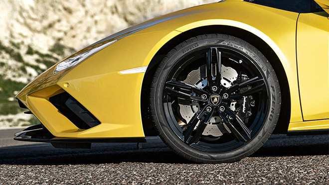 Lamborghini giới thiệu phiên bản Huracan Evo sử dụng hệ dẫn động cầu sau - 3