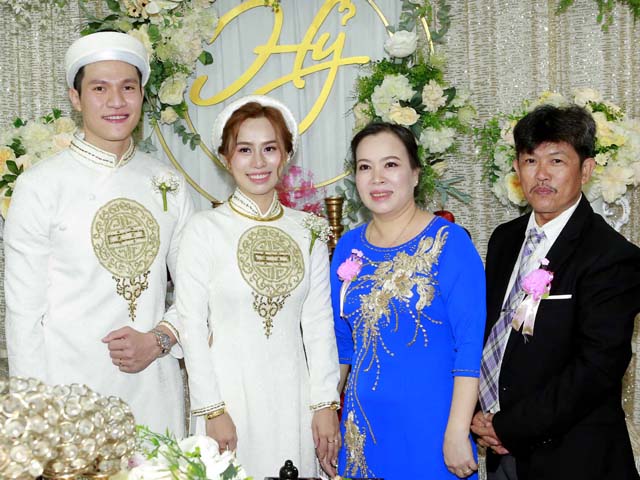 Đời sống Showbiz - &quot;Minh Anh cưới vợ 9x là đại gia khét tiếng miền Tây&quot;: Sự thật bất ngờ
