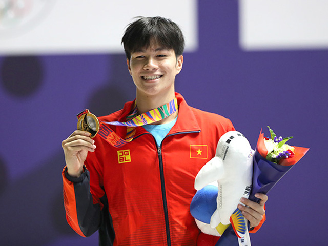 Thể thao - “Thần đồng” bơi 16 tuổi “gây sốt” SEA Games: Tặng quà Tết to cho bố mẹ