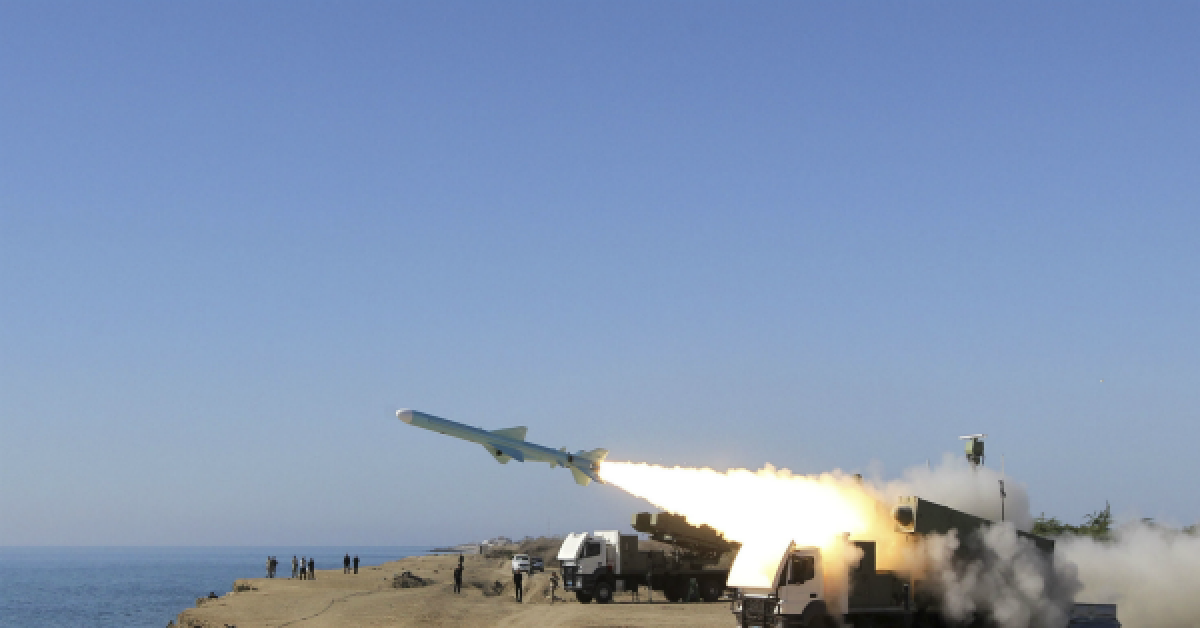 Thế giới - Trả đũa Iran hay không: 2 lựa chọn cho ông Trump