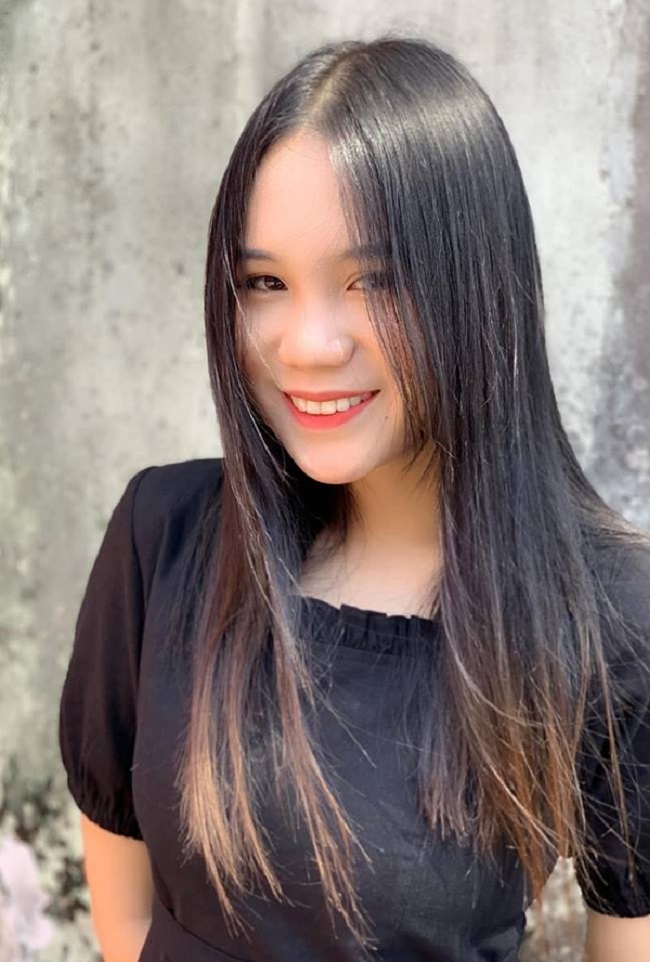 Nhiều người nhận xét Khánh Ngân sẽ là mỹ nhân đình đám của showbiz Việt trong tương lai khi thừa hưởng nhiều nét đẹp từ người mẹ Á hậu của mình.