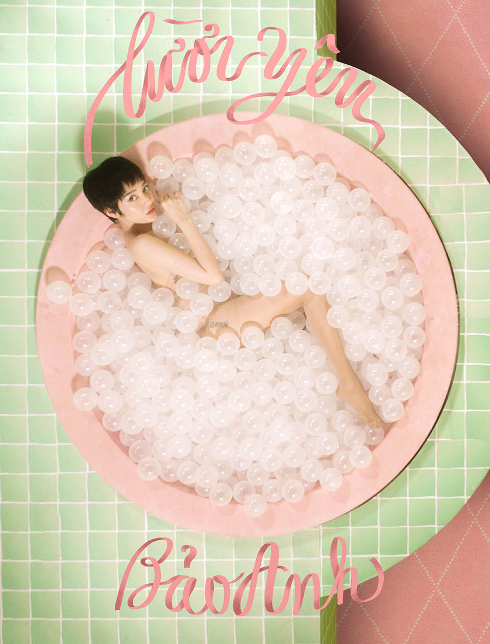 Bảo Anh nude trong bồn tắm, khoe ngực đầy trong MV mới - 3