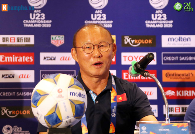 Thầy Park thân mật với HLV của UAE trước đại chiến ở giải U23 châu Á - 8