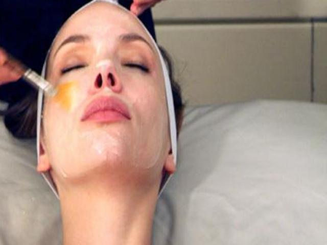 Thị trường - Tiêu dùng - Những dịch vụ spa đắt "cắt cổ" cho những chị em "thừa tiền"