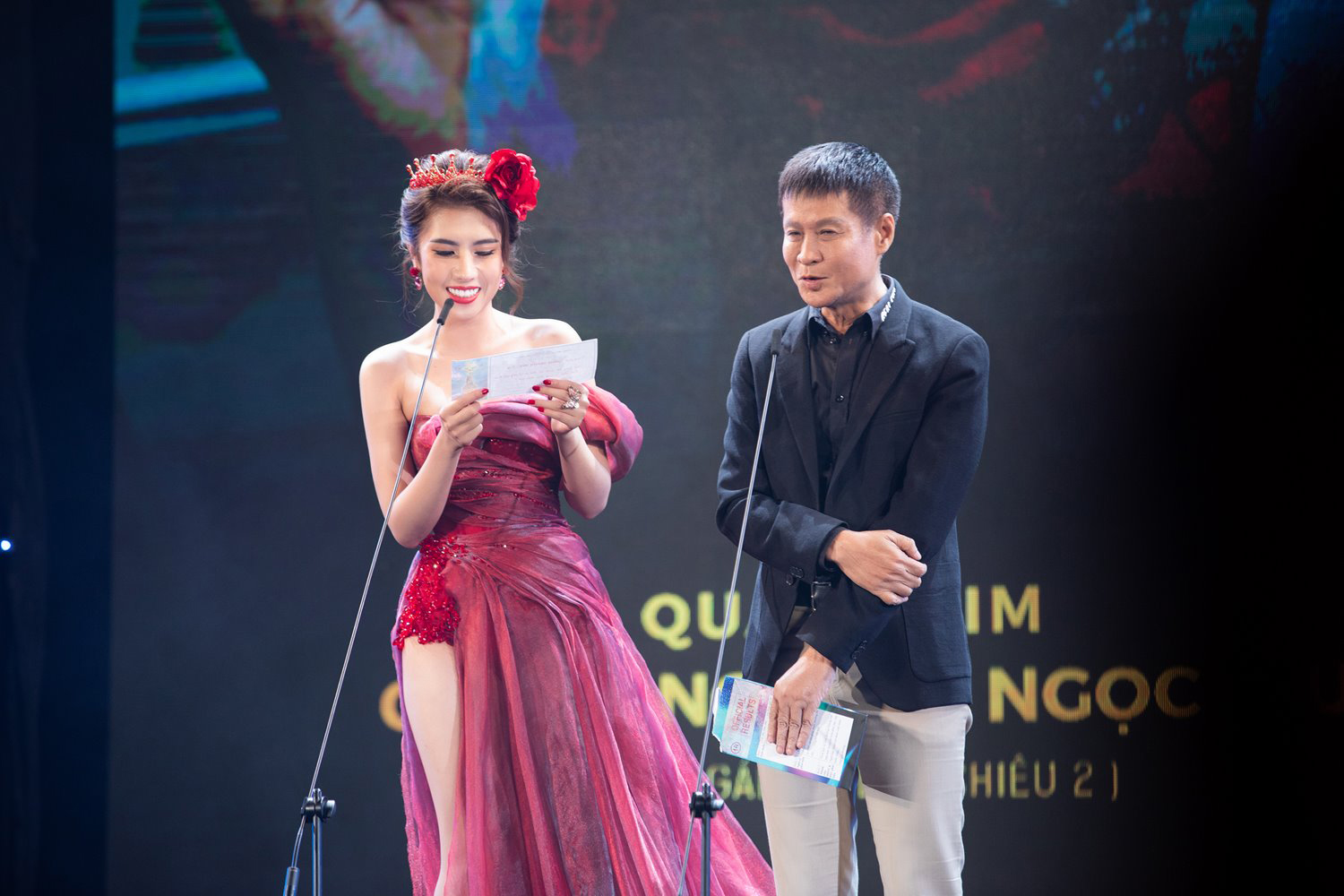 Hoa hậu 25 tuổi quê Khánh Hòa không cần đại gia vẫn có nhà Sài Gòn, xe hơi sang - 2