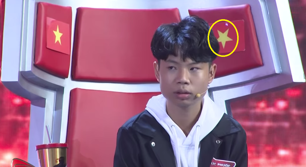 Hình lá cờ Việt Nam bị dán ngược trong phần thi của Đức Phước