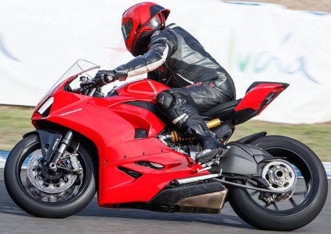 Ducati Paniagale V2 sẵn sàng về Đông Nam Á, giá từ 680 triệu đồng? - 2