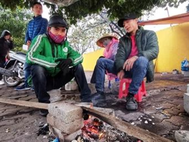 Tin tức trong ngày - Hà Nội rét buốt 13 độ C, không khí trở về mức tốt