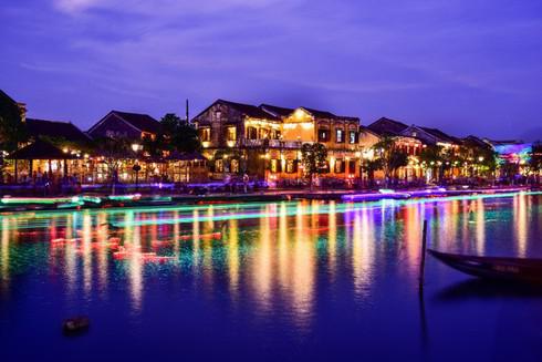 Năm 2019, Hội An của Việt Nam trở thành điểm đến được truyền thông quốc tế nhắc đến nhiều. Điển hình là việc chuyên trang du lịch nổi tiếng Travel &amp; Leisure bình chọn Hội An lại tiếp tục được vinh danh ở vị trí số 1 trong top 15 thành phố tuyệt vời nhất thế giới.