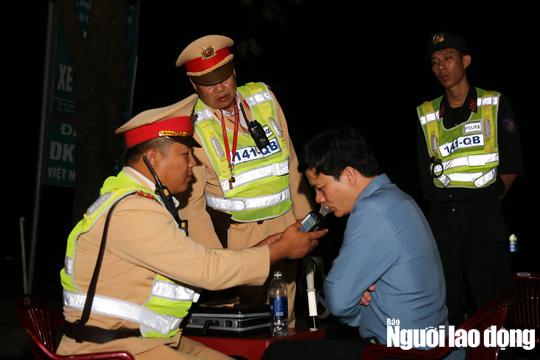 Ông Hoàng Đình Thi bị yêu cầu kiểm tra nồng độ cồn